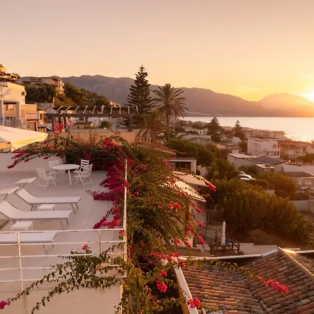 La Bougainvillea * Alcamo